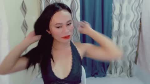 urlovely_che online show from 06.12.26