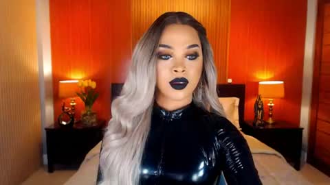 UrMajestyTyra online show from 06.16.26
