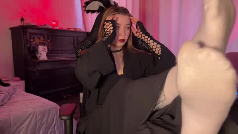 urmissalice online show from 02.19.25