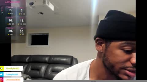 Snapshot of urnewdaddy90 chatting on 01.05.25 Big Daddy online show from 01.05.25