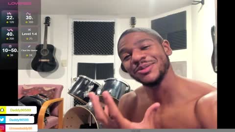 Snapshot of urnewdaddy90 chatting on 01.07.25 Big Daddy online show from 01.07.25