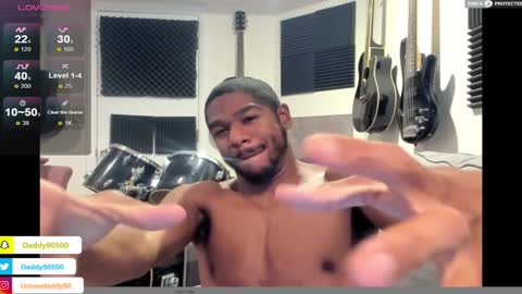 Snapshot of urnewdaddy90 chatting on 01.17.25 Big Daddy online show from 01.17.25