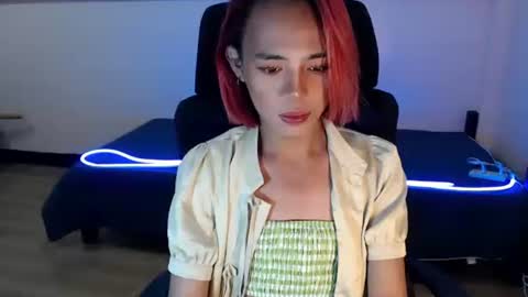 Snapshot of urpetitegirlxxx chatting on 02.05.26 miss alexa online show from 02.05.26