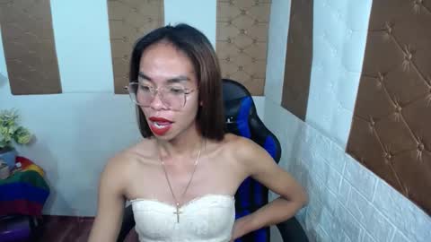 Snapshot of urpinay_cassy chatting on 12.20.24 urpinay_cassy online show from 12.20.24