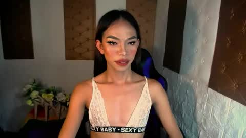 Snapshot of urpinay_cassy chatting on 01.11.25 urpinay_cassy online show from 01.11.25