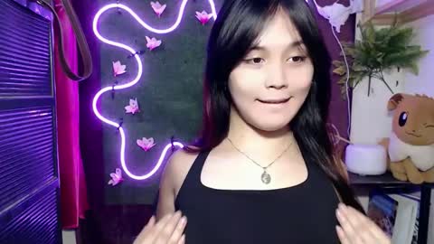 Snapshot of urpinay_pia chatting on 09.23.25 Pia online show from 09.23.25