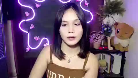 Snapshot of urpinay_pia chatting on 10.17.25 Pia online show from 10.17.25