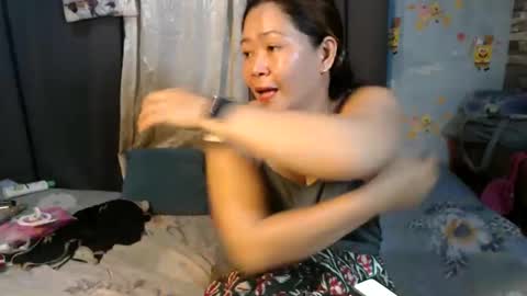 urpinay_singlemother online show from 06.06.26