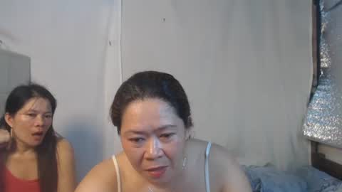 urpinay_singlemother online show from 06.12.26