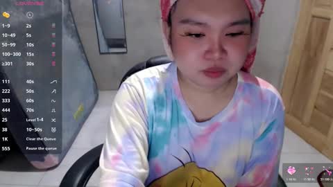 Snapshot of urpinayslutxxx chatting on 10.31.25 Jane online show from 10.31.25