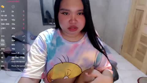 Snapshot of urpinayslutxxx chatting on 10.31.25 Jane online show from 10.31.25