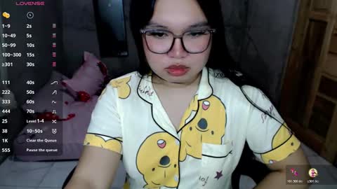 Snapshot of urpinayslutxxx chatting on 11.14.25 Jane online show from 11.14.25