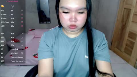 Snapshot of urpinayslutxxx chatting on 11.18.25 Jane online show from 11.18.25