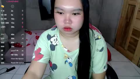 Snapshot of urpinayslutxxx chatting on 12.04.25 Jane online show from 12.04.25