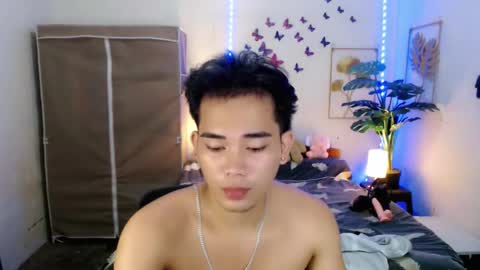 Snapshot of urpinoy_cummer chatting on 04.01.26 urpinoy_cummer online show from 04.01.26