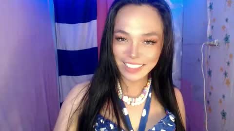 TYRA online show from 05.04.26