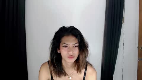 Snapshot of ursexy_diamondcum chatting on 03.27.26 RAZ online show from 03.27.26