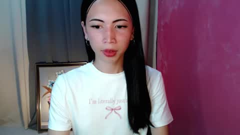 Snapshot of ursluttysofia chatting on 12.01.25 Sofia online show from 12.01.25