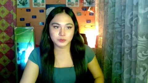 YOURGIRLCAMILLA online show from 12.15.25