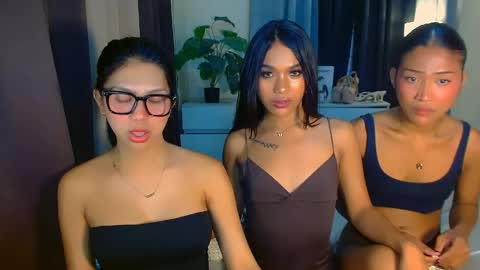 urwildest_margaret online show from 04.20.26