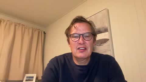 Snapshot of usablemale chatting on 12.07.24 P online show from 12.07.24