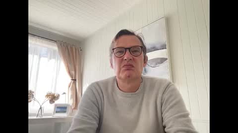 Snapshot of usablemale chatting on 02.26.25 P online show from 02.26.25