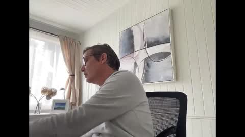 Snapshot of usablemale chatting on 02.27.25 P online show from 02.27.25