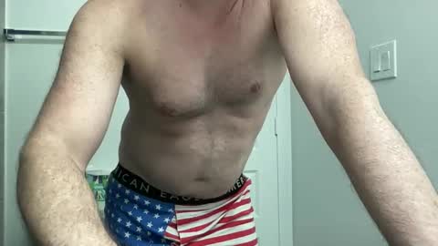 Snapshot of usasses3 chatting on 12.16.25 usasses3 online show from 12.16.25