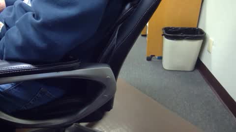 Snapshot of useemie chatting on 01.06.26 useemie online show from 01.06.26