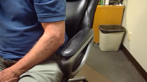 Snapshot of useemie chatting on 03.24.26 useemie online show from 03.24.26