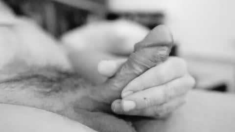 Snapshot of user2f chatting on 12.19.24 steve online show from 12.19.24