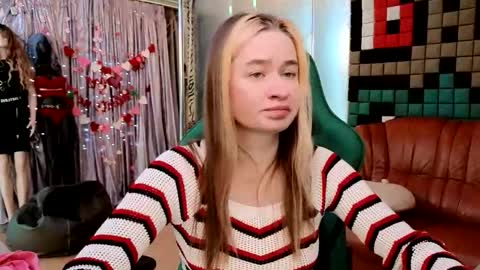 Snapshot of uvrays999 chatting on 02.21.26 Leila online show from 02.21.26