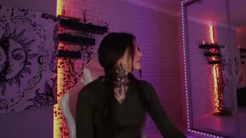 Eva online show from 12.09.24