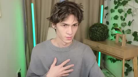 Valora online show from 11.15.25