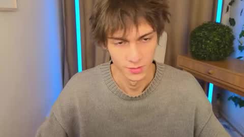 Valora online show from 11.16.25