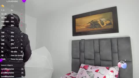 Snapshot of vahiolet_smith chatting on 02.05.26 Vahiolet smith online show from 02.05.26