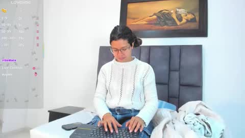 Vahiolet smith online show from 06.09.26