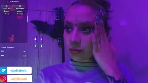 Vainilla Independent model online show from 03.06.26