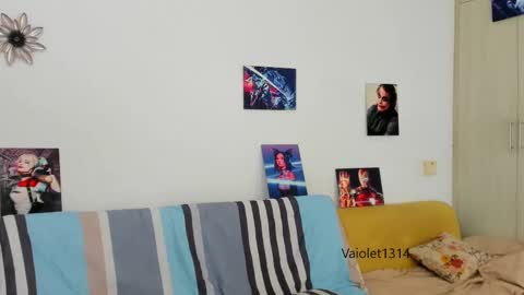Vaiolet1314 online show from 03.03.25