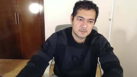 Snapshot of vajkito chatting on 12.05.25 vajkito online show from 12.05.25