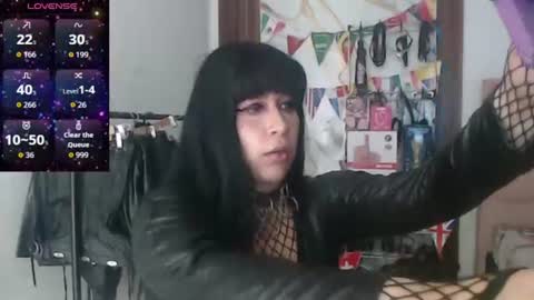 Snapshot of valen_ross7 chatting on 06.21.26 valen_ross7 online show from 06.21.26