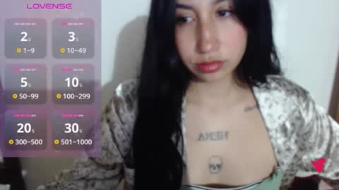 Snapshot of valen_tina33 chatting on 05.11.26 Valentina online show from 05.11.26