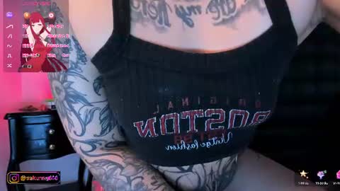 Snapshot of valengray chatting on 06.13.26 Valen online show from 06.13.26