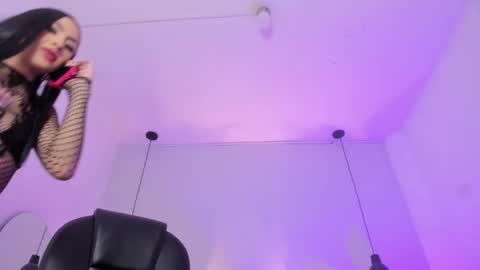 Snapshot of valenn__smith chatting on 02.04.25 Valentina online show from 02.04.25