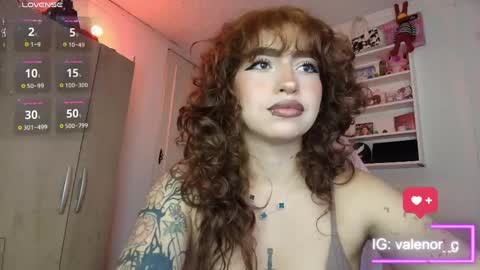 Snapshot of valenor_ chatting on 03.19.26 valentina online show from 03.19.26