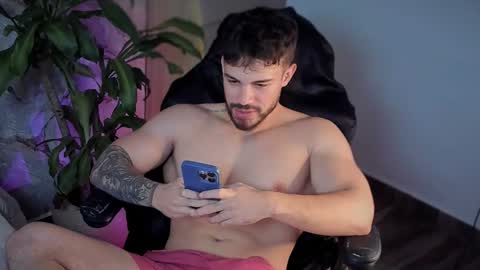 valenthinoking online show from 09.10.25