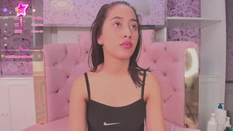 Snapshot of valentina_cortes72 chatting on 02.06.25 Valentina online show from 02.06.25