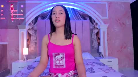 Snapshot of valentina_cortes72 chatting on 02.14.25 Valentina online show from 02.14.25