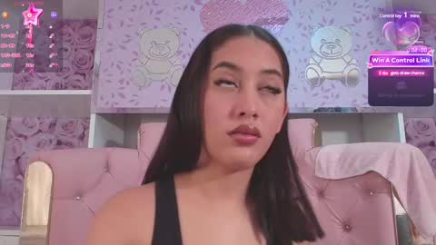 Snapshot of valentina_cortes72 chatting on 02.19.25 Valentina online show from 02.19.25