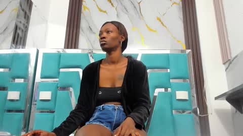 Sharon online show from 12.04.25